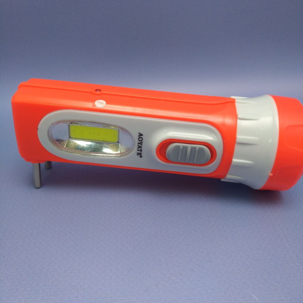 Фонарь аккумуляторный Super Led с зарядкой 220 В и солнечной батареей / Портативный фонарь 2 режима работы